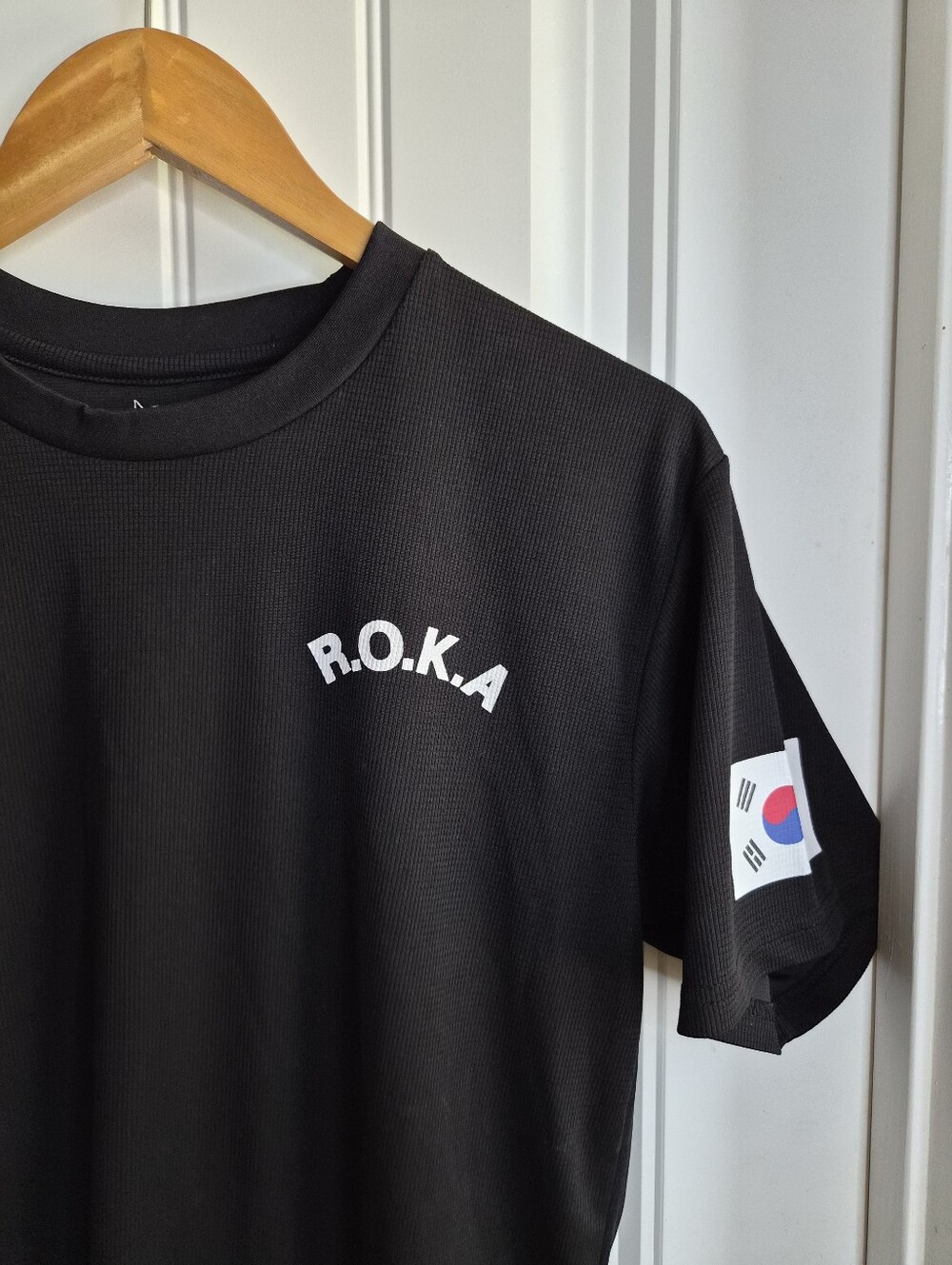 Small R.O.K.A." Republic of Korea Army Performance Black Shirt Gym Crossfit Trav